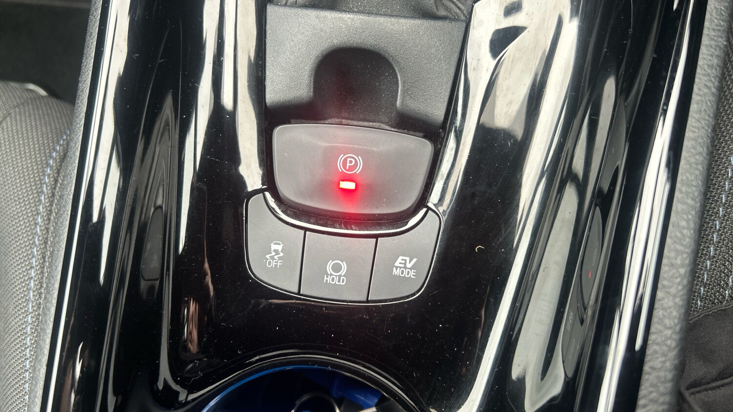 Used Toyota C-HR 2021 for sale - 77760454: Photo 42