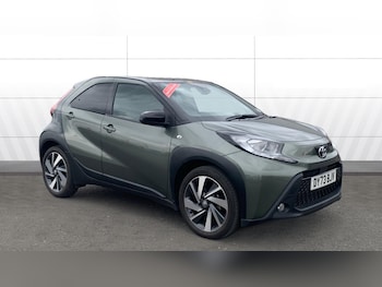 2023 (73) - 1.0 VVT-i Edge 5dr Petrol Hatchback