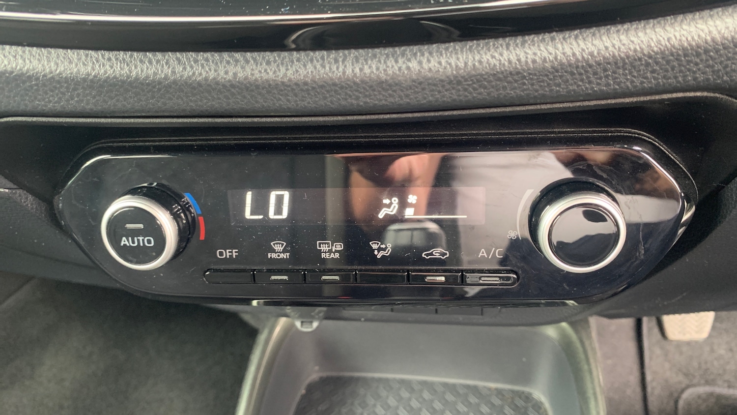 Used Toyota Aygo X 2023 for sale - 76719947: Photo 33