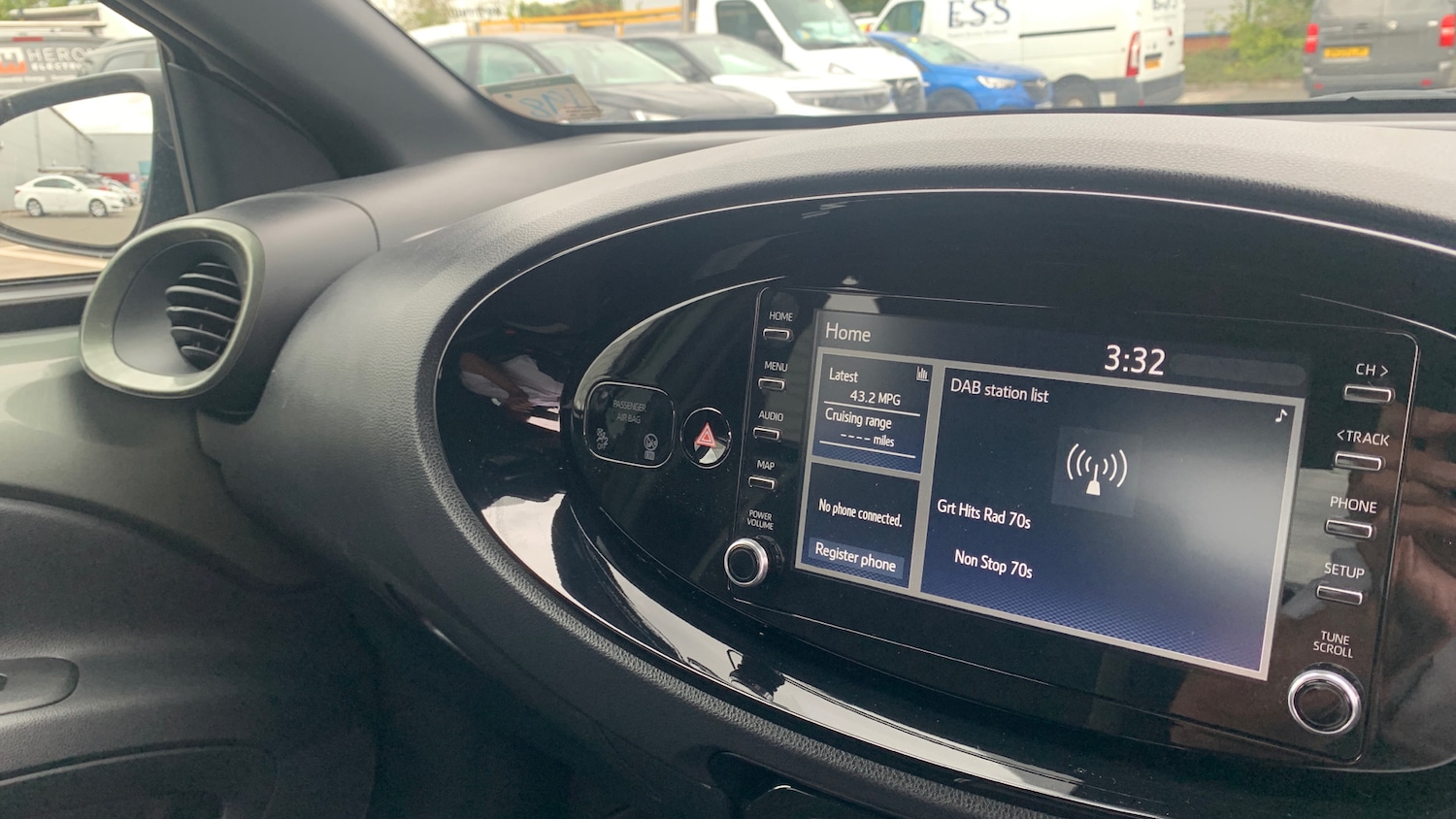 Used Toyota Aygo X 2023 for sale - 76719947: Photo 39