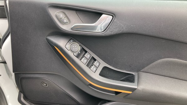 Used Ford Fiesta 2020 for sale - 76209201: Photo 30