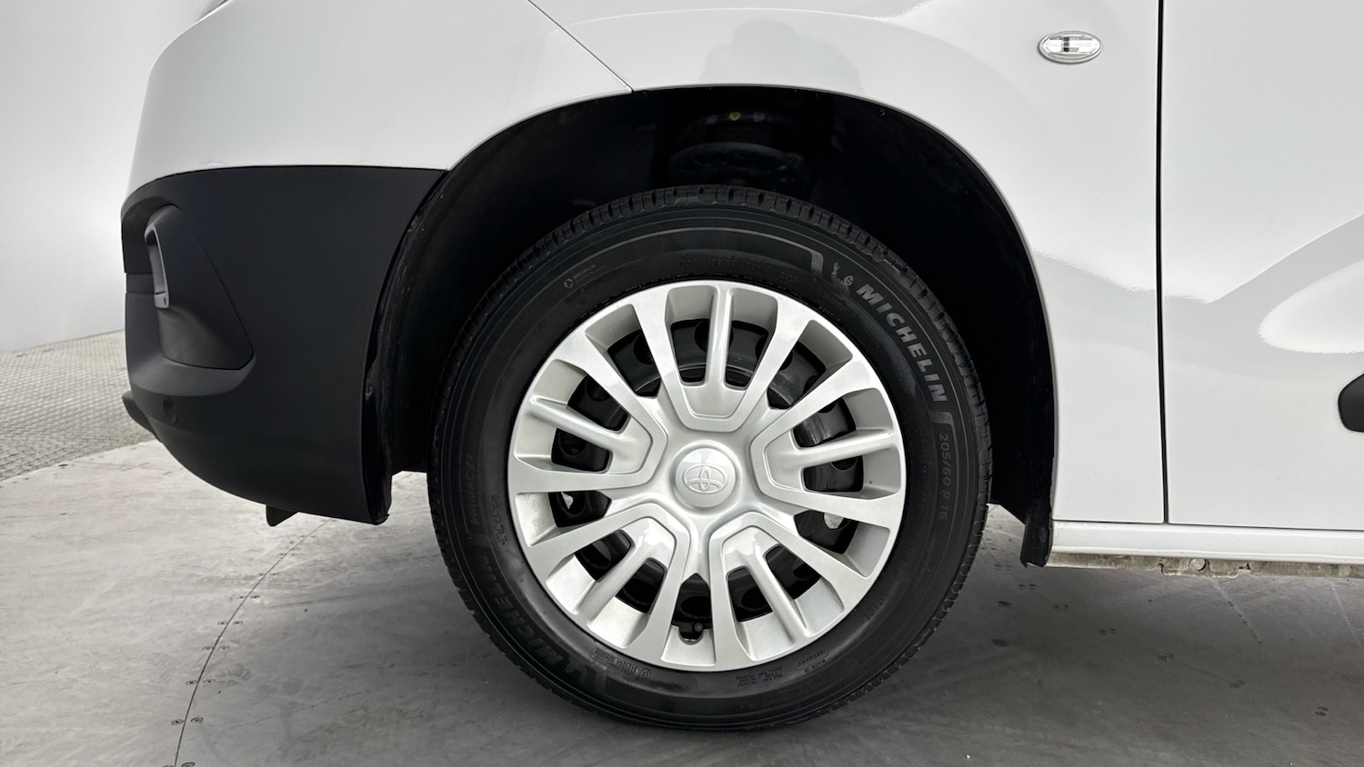 Used Toyota ProAce 2022 for sale - 76833944: Photo 18