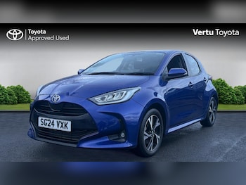 Used Toyota Yaris 2024 for sale - 77847647: Photo