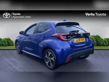 Used Toyota Yaris 2024 for sale - 77847647: Photo