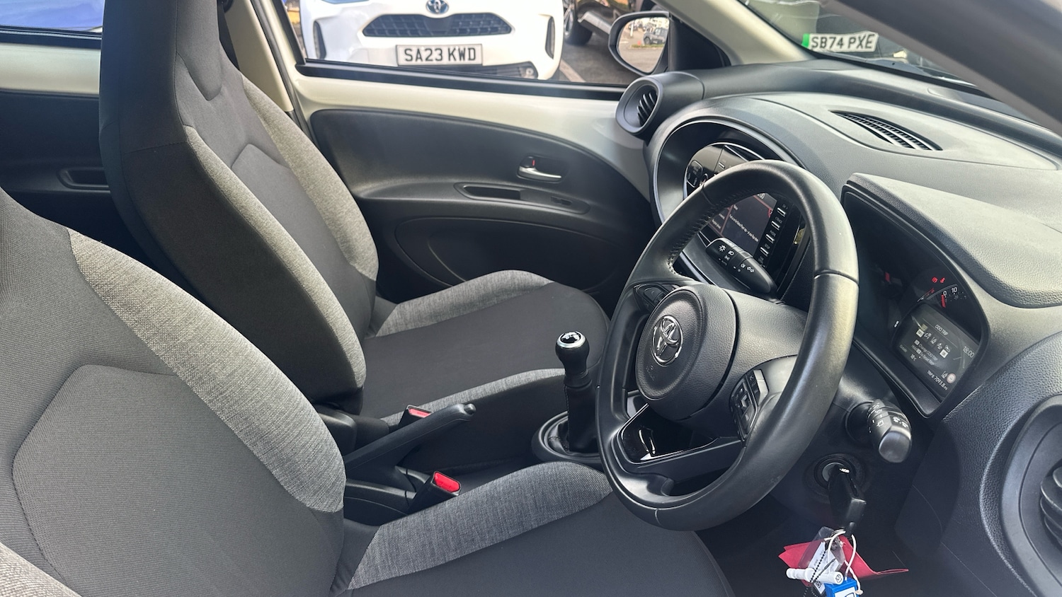 Used Toyota Aygo X 2023 for sale - 75995707: Photo 11