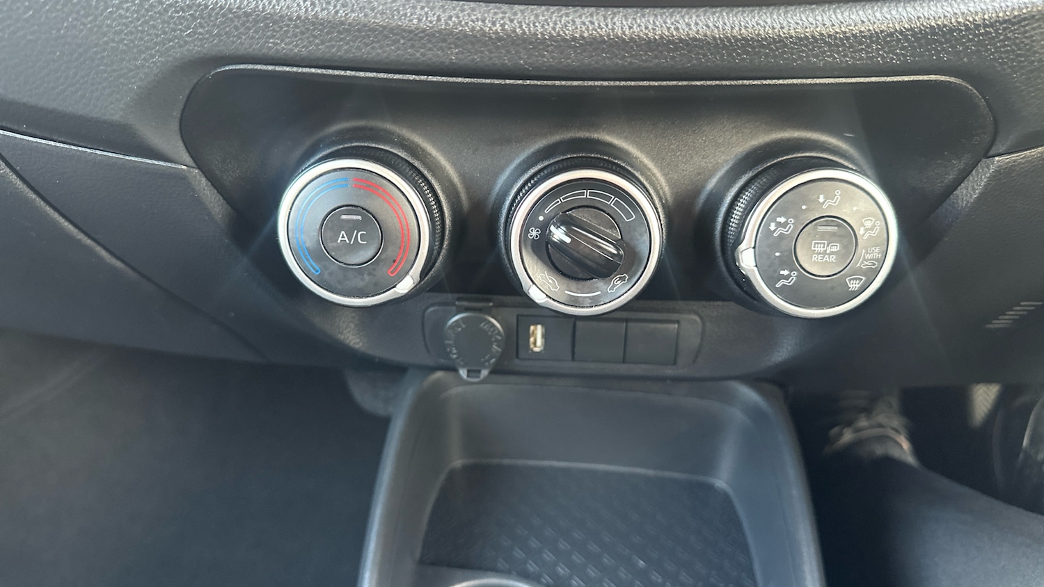 Used Toyota Aygo X 2023 for sale - 75995707: Photo 35