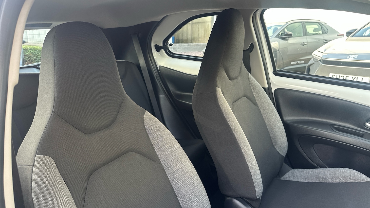 Used Toyota Aygo X 2023 for sale - 75995707: Photo 40