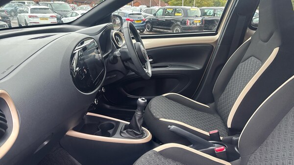 Used Toyota Aygo X 2025 for sale - 76157055: Photo 10