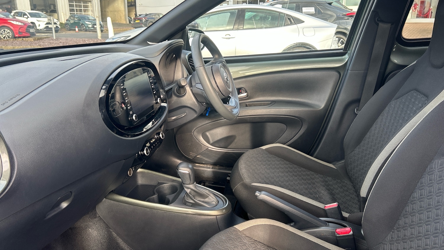 Used Toyota Aygo X 2022 for sale - 76555656: Photo 10