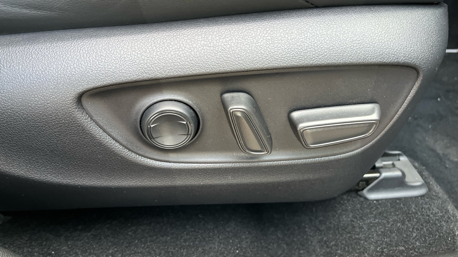 Used Toyota RAV4 2022 for sale - 76895181: Photo 38