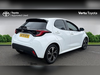 Used Toyota Yaris 2024 for sale - 79228942: Photo