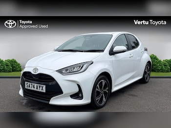 Used Toyota Yaris 2024 for sale - 79228942: Photo