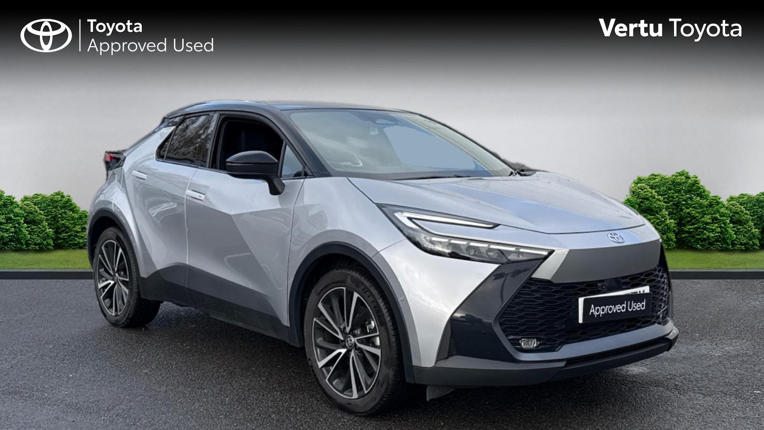 Used Toyota C-HR 2024 for sale - 76565315: Photo 1