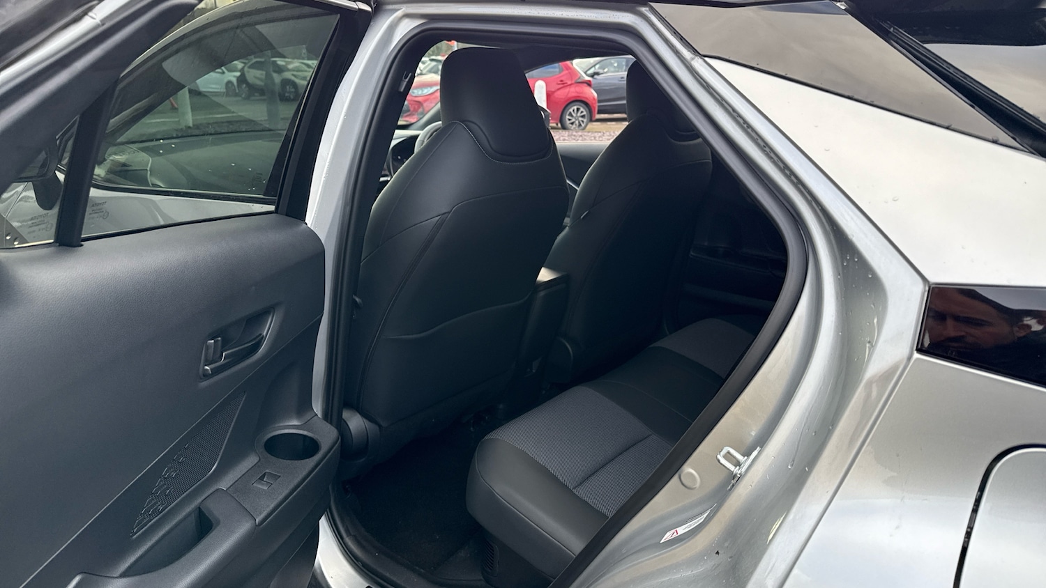 Used Toyota C-HR 2024 for sale - 76565315: Photo 13