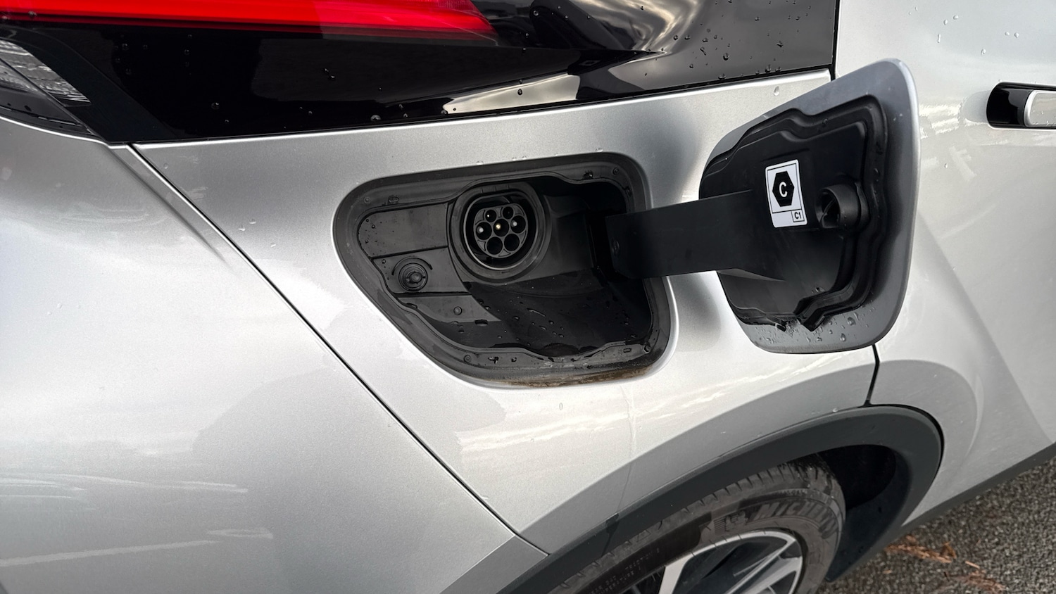 Used Toyota C-HR 2024 for sale - 76565315: Photo 28