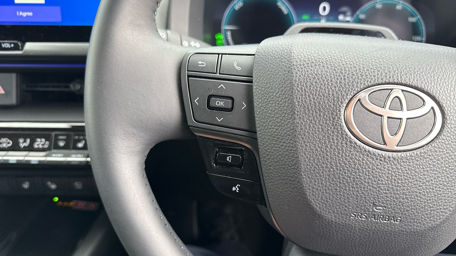 Used Toyota C-HR 2024 for sale - 76565315: Photo 31