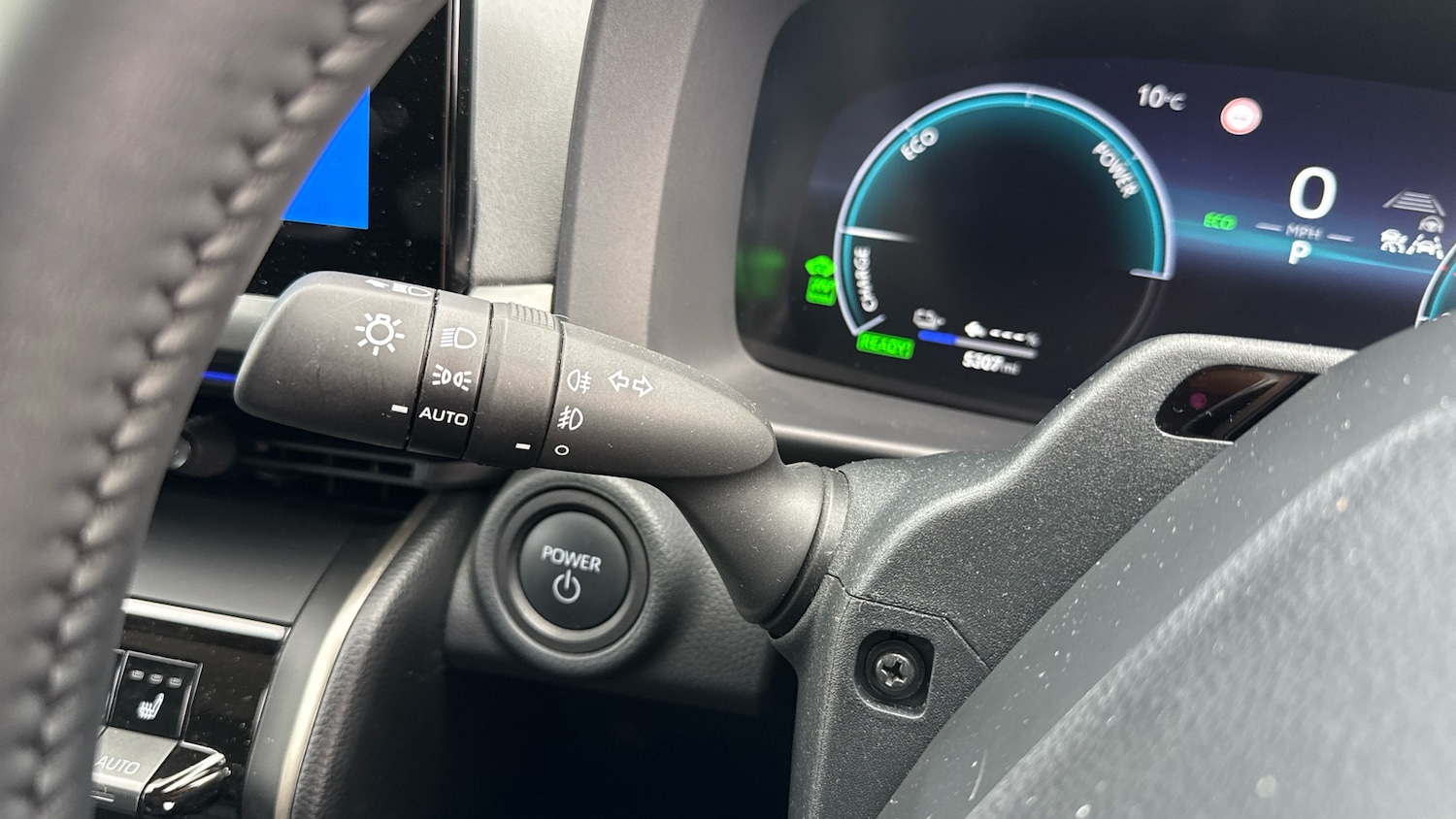 Used Toyota C-HR 2024 for sale - 76565315: Photo 34