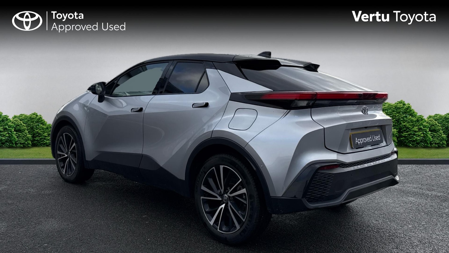 Used Toyota C-HR 2024 for sale - 76565315: Photo 4