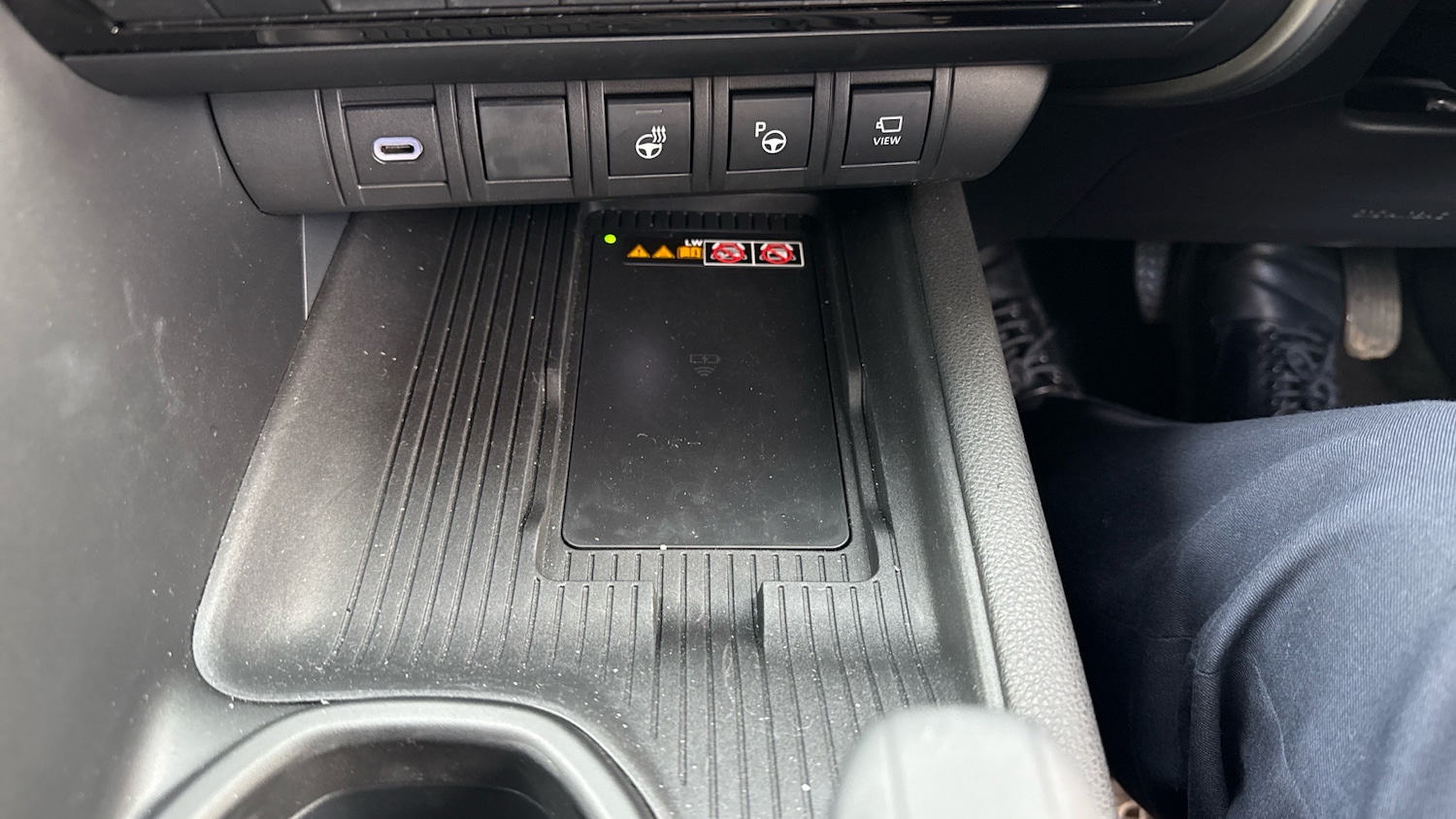 Used Toyota C-HR 2024 for sale - 76565315: Photo 44