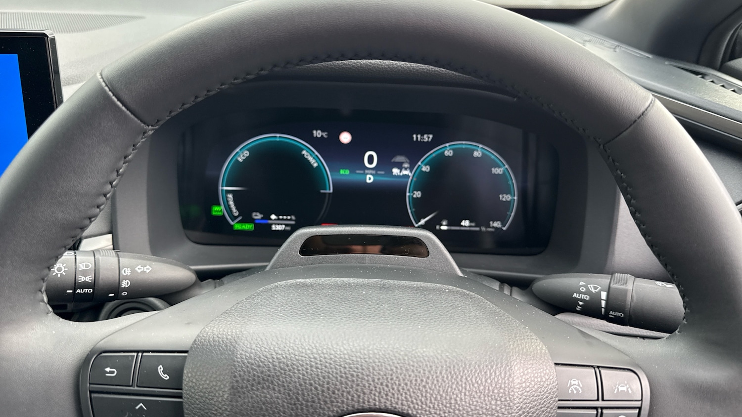 Used Toyota C-HR 2024 for sale - 76565315: Photo 9