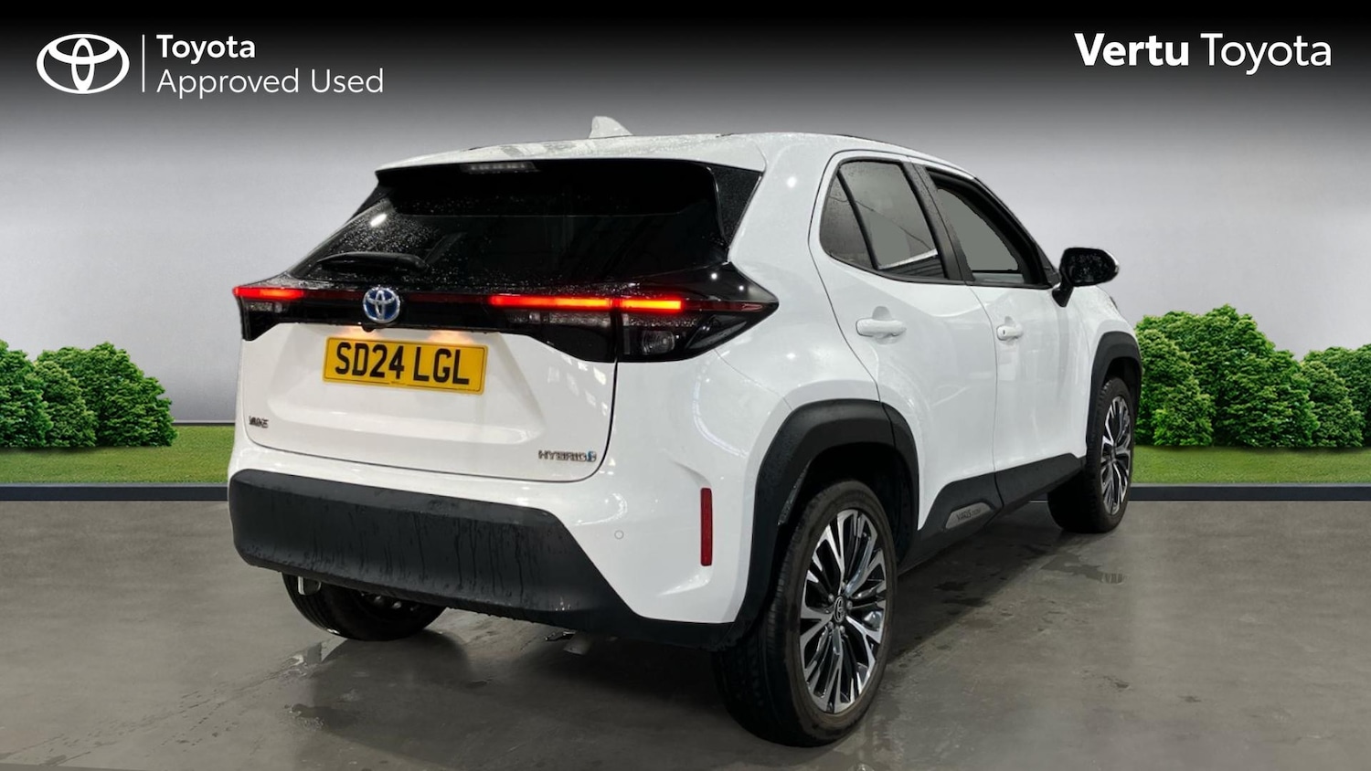 Used Toyota Yaris Cross 2024 for sale - 77379094: Photo 2