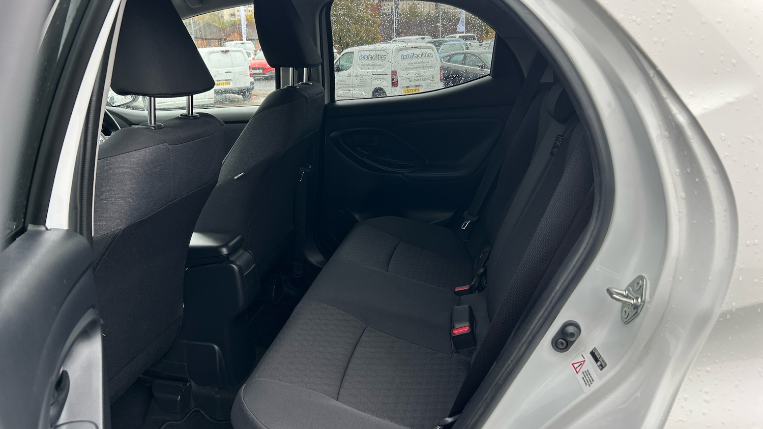 Used Toyota Yaris 2022 for sale - 76477129: Photo 13