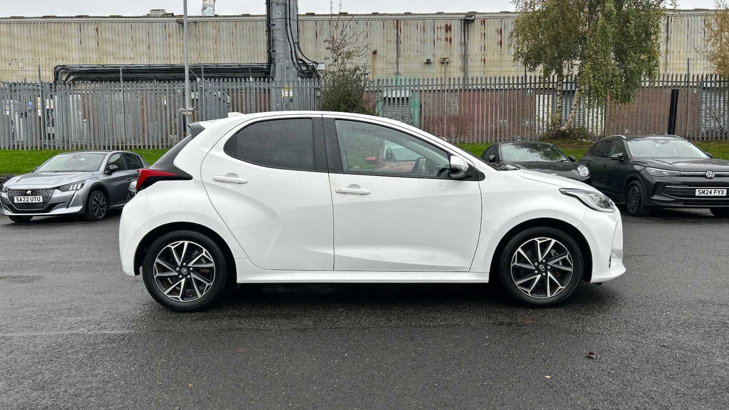 Used Toyota Yaris 2022 for sale - 76477129: Photo 16