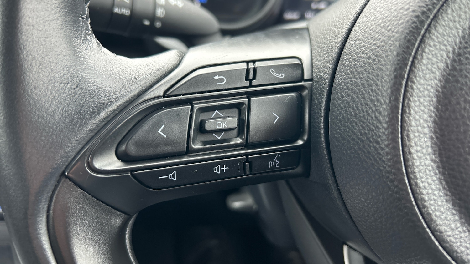 Used Toyota Yaris 2022 for sale - 76477129: Photo 32