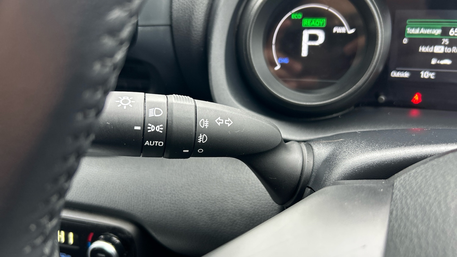 Used Toyota Yaris 2022 for sale - 76477129: Photo 35