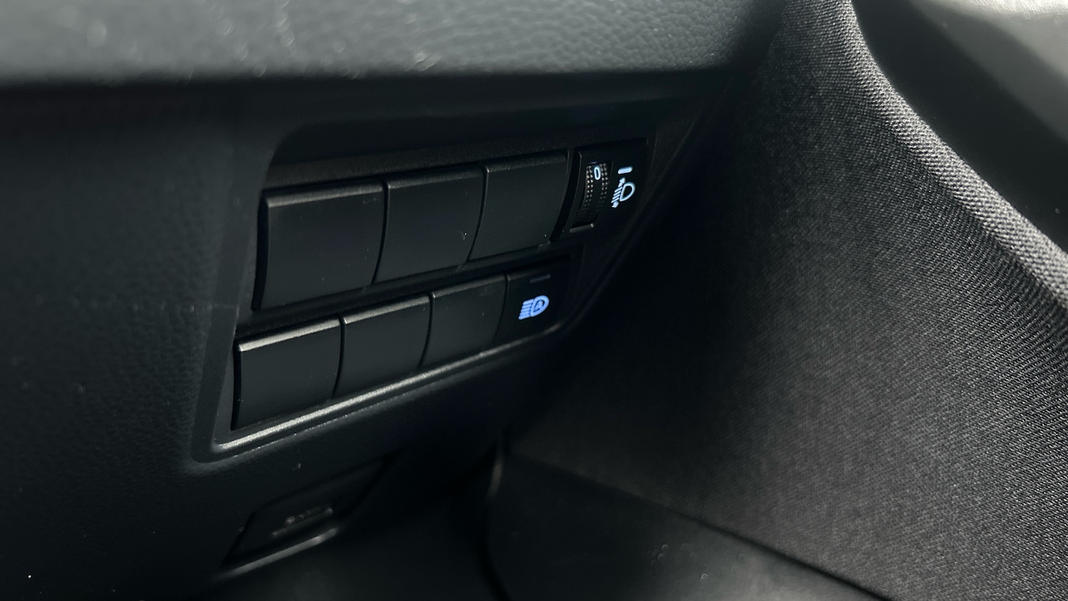 Used Toyota Yaris 2022 for sale - 76477129: Photo 37