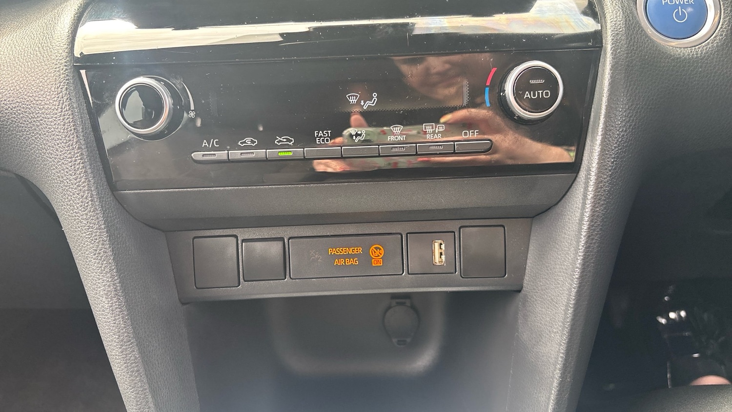 Vehicle 33