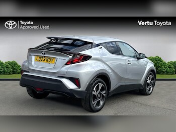 Used Toyota C-HR 2023 for sale - 78420093: Photo