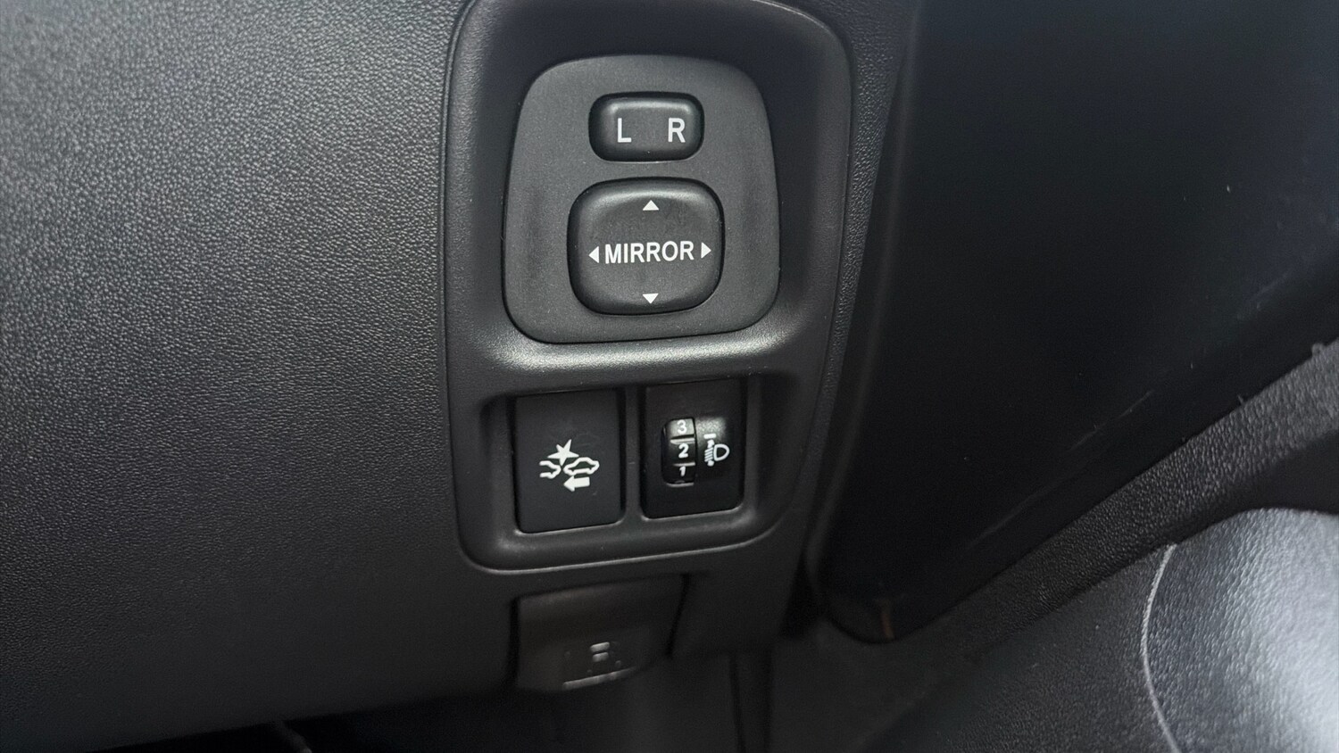 Used Toyota AYGO 2020 for sale - 77915381: Photo 42