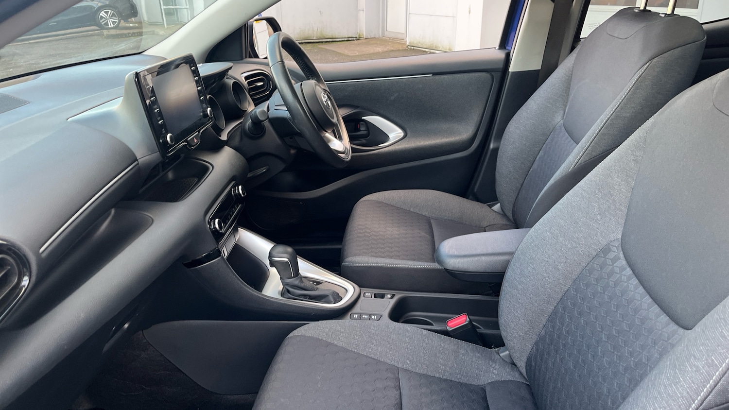 Used Toyota Yaris 2022 for sale - 77072969: Photo 10