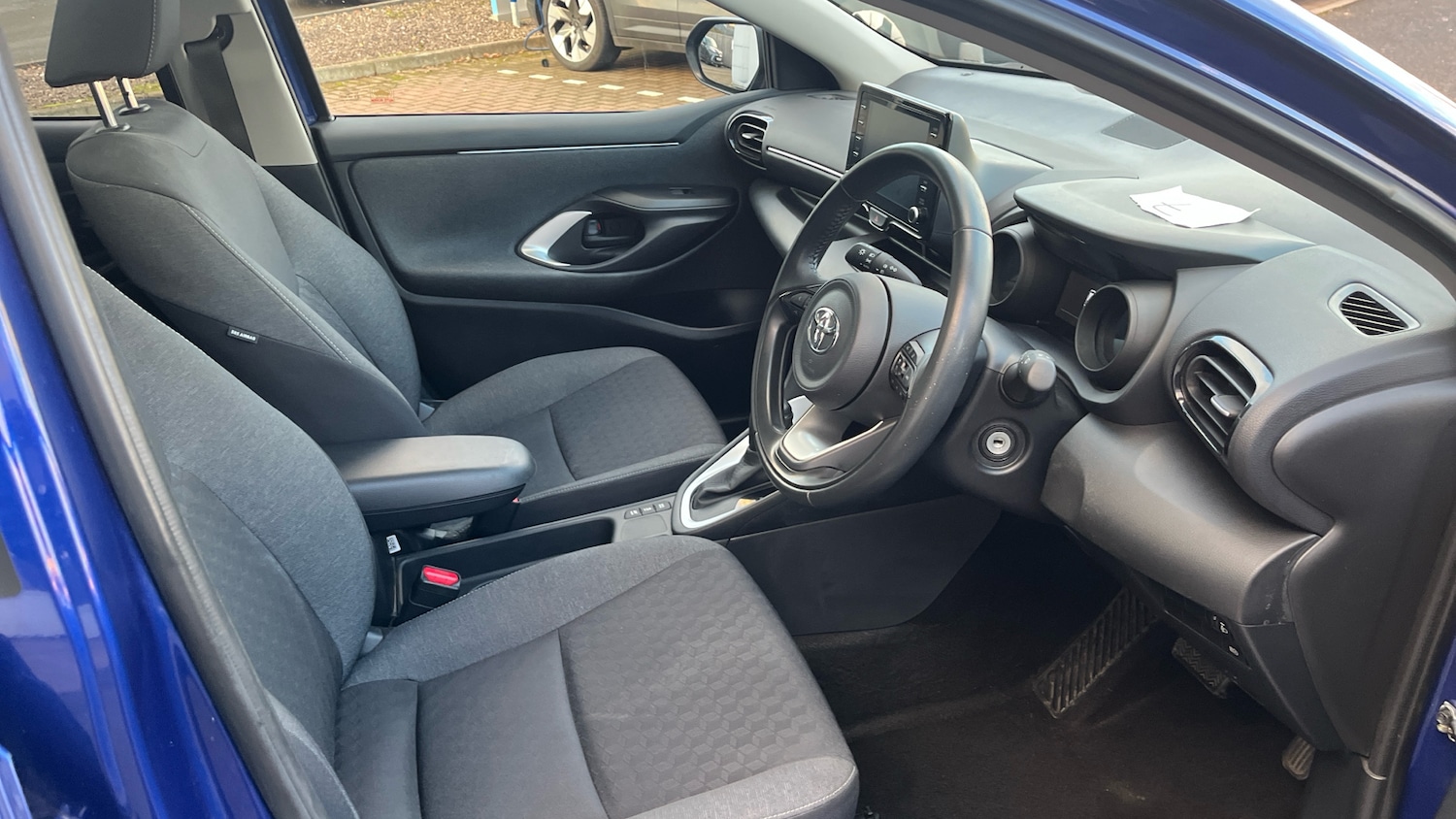 Used Toyota Yaris 2022 for sale - 77072969: Photo 11