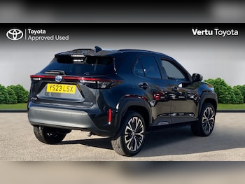 Used Toyota Yaris Cross 2023 for sale - 76532587: Photo