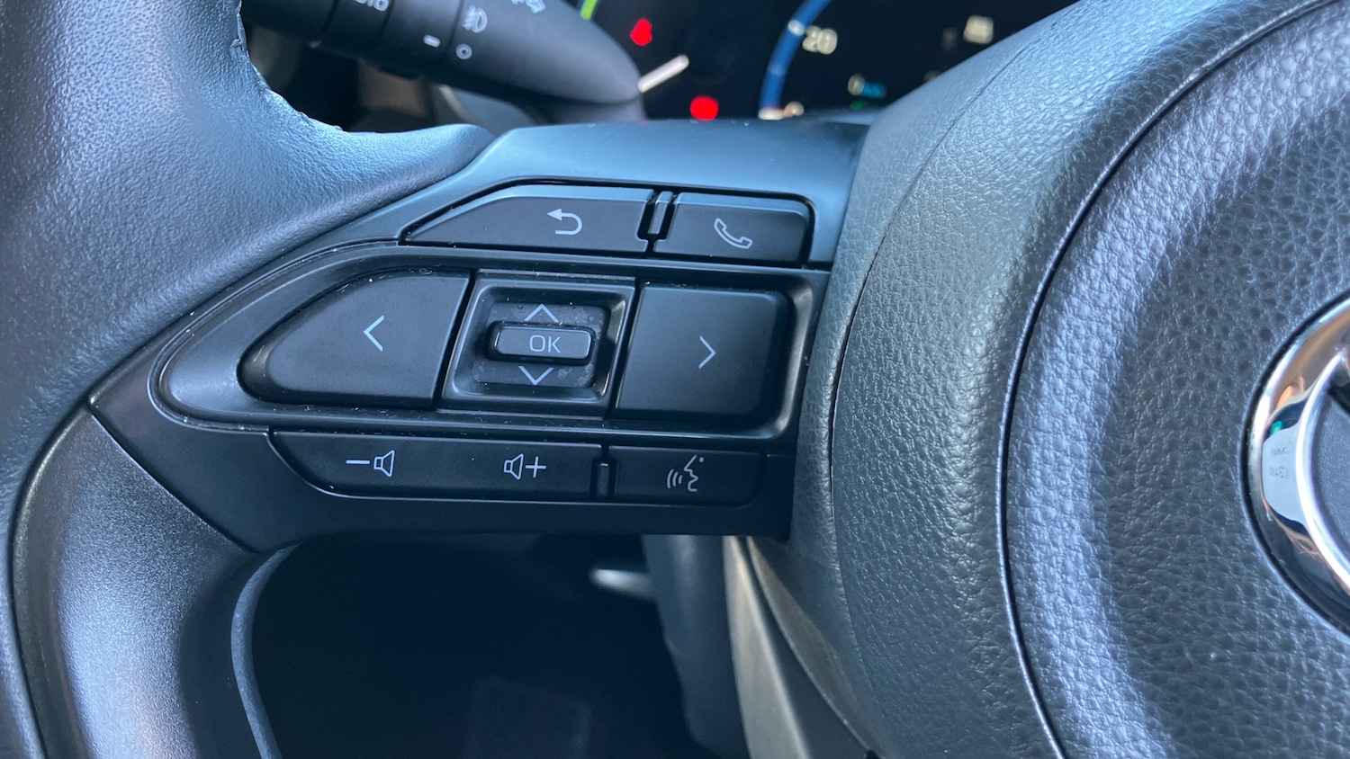 Used Toyota Yaris Cross 2023 for sale - 76532587: Photo 36