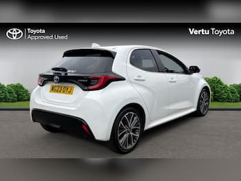 Used Toyota Yaris 2023 for sale - 79798476: Photo