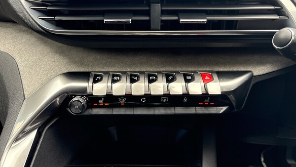 Used Peugeot 3008 2021 for sale - 76205896: Photo 37