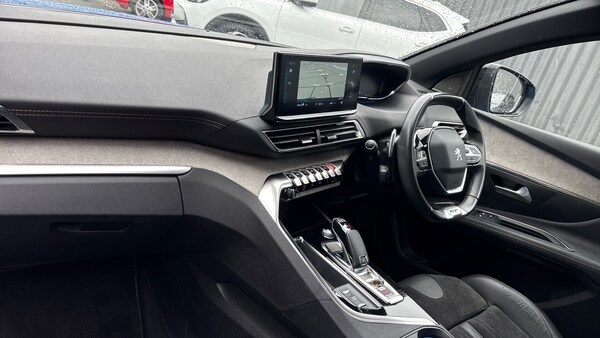 Used Peugeot 3008 2021 for sale - 76205896: Photo 9