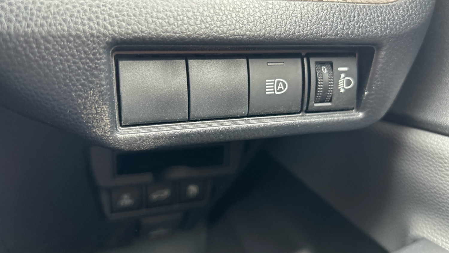 Used Toyota Prius 2024 for sale - 76364340: Photo 39