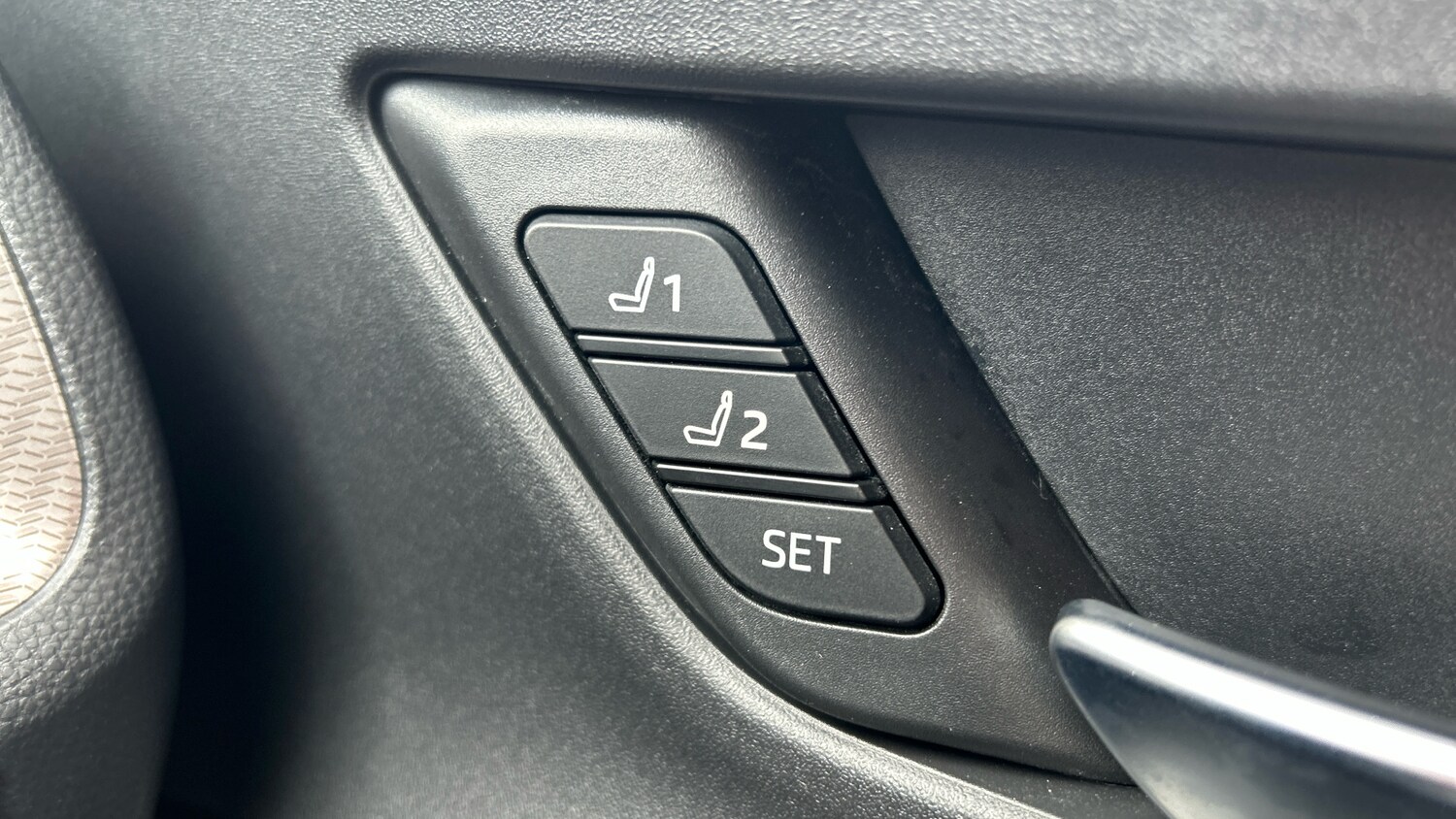 Used Toyota Prius 2024 for sale - 76364340: Photo 40