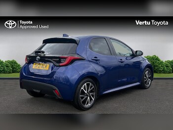 Used Toyota Yaris 2021 for sale - 78176397: Photo