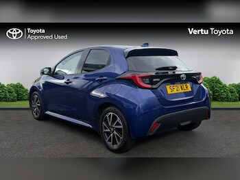Used Toyota Yaris 2021 for sale - 78176397: Photo