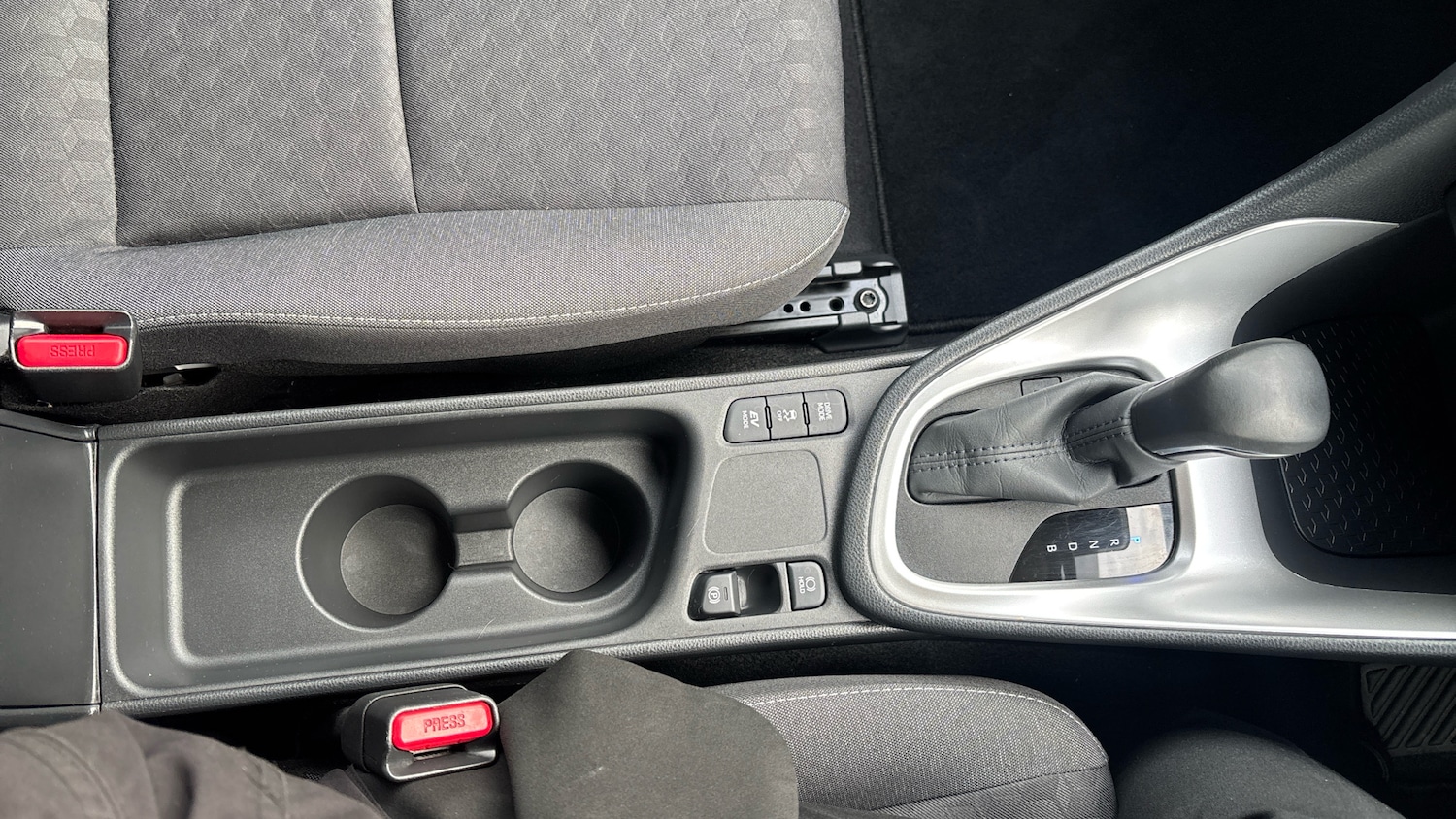 Used Toyota Yaris 2022 for sale - 75774787: Photo 36