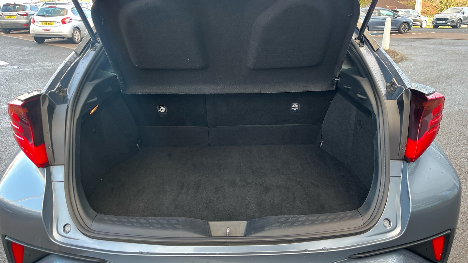 Used Toyota C-HR 2020 for sale - 76879266: Photo 37