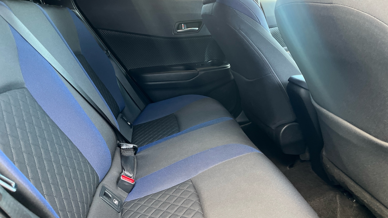 Used Toyota C-HR 2020 for sale - 76879266: Photo 38