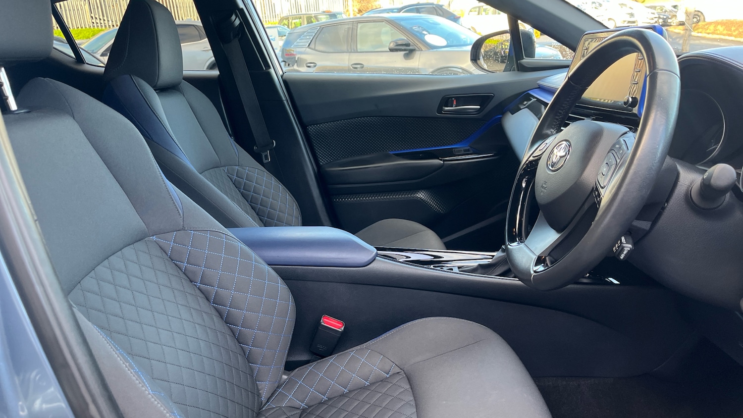 Used Toyota C-HR 2020 for sale - 76879266: Photo 39