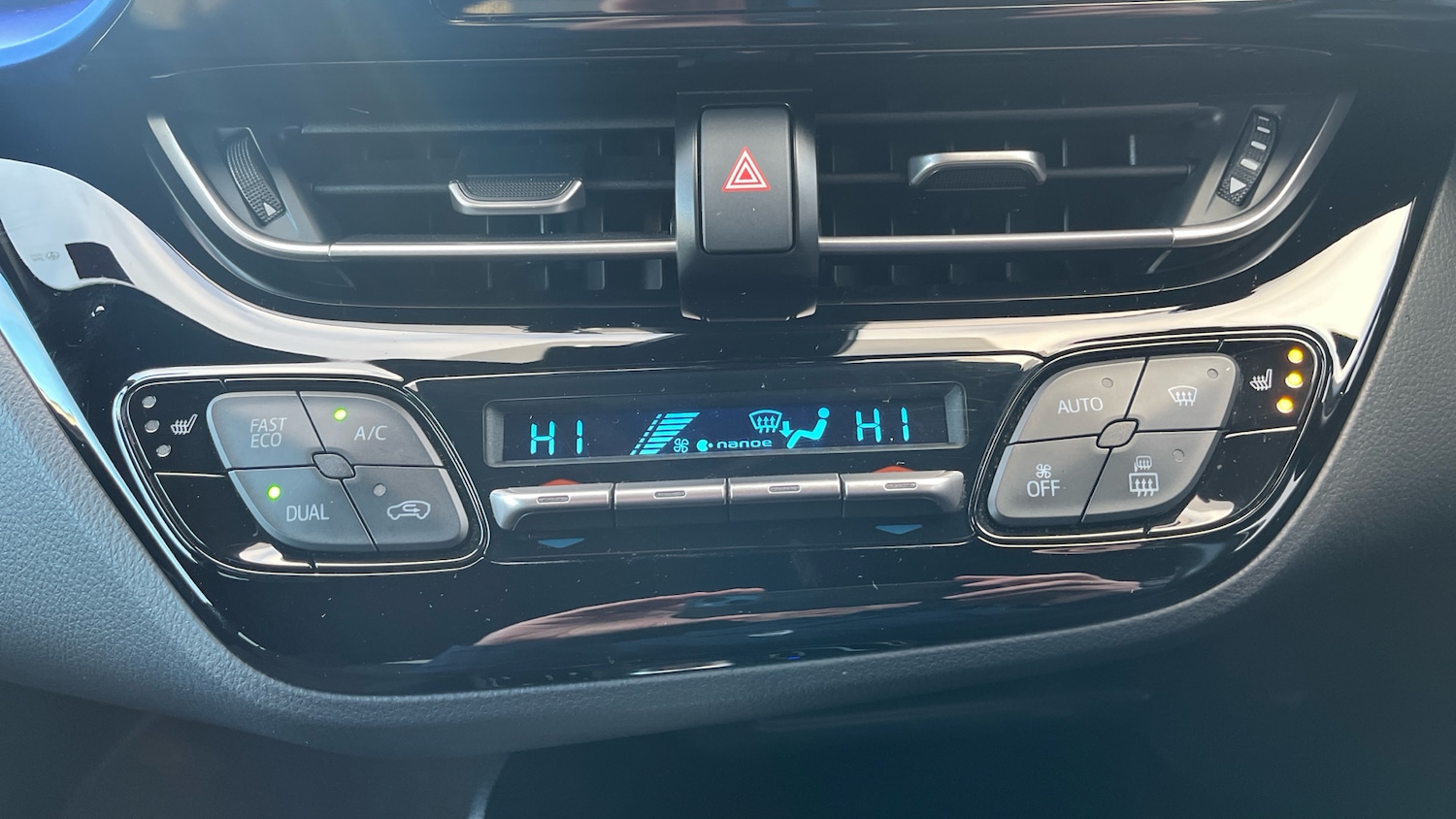 Used Toyota C-HR 2020 for sale - 76879266: Photo 45