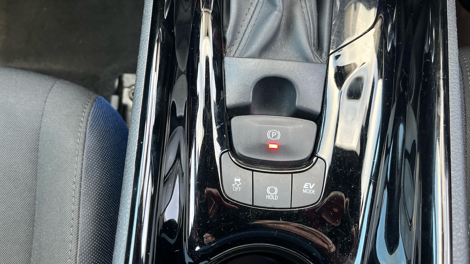 Used Toyota C-HR 2020 for sale - 76879266: Photo 47